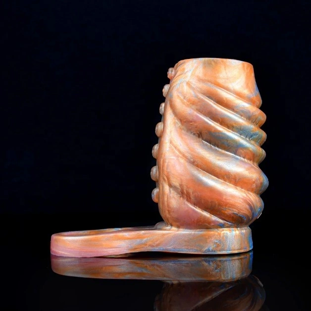 Manson Penis Smaug, Silicon Lichid, Auriu, 11.3 cm