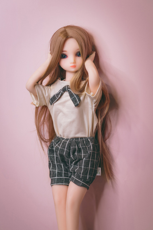 Papusa Reala Sophia 68 cm